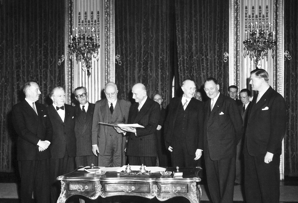 Signature of the Paris Treaty, 1951
