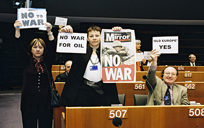 Protest against the Iraq war in the Parliament's plenary