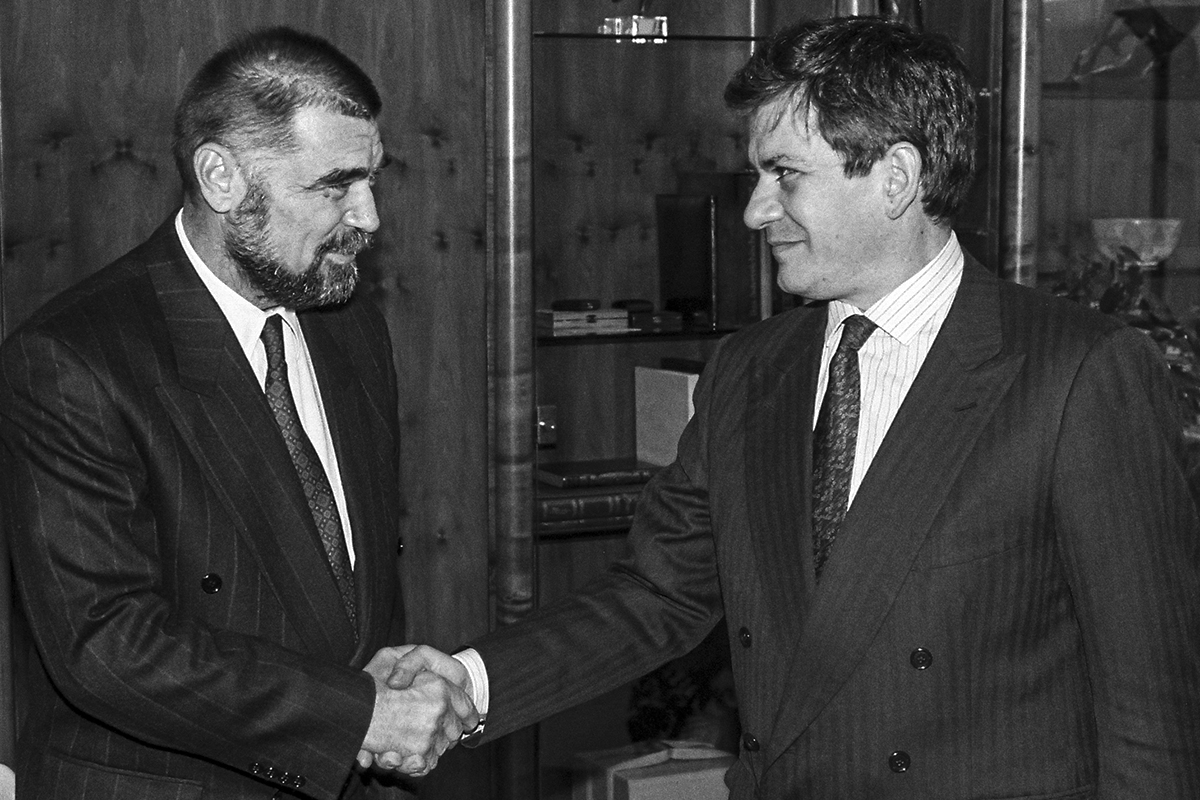 1991, Barón Crespo and the yugoslavian President Mesic
