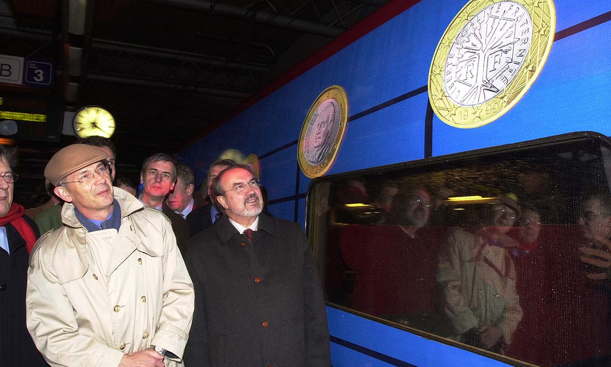 Inauguration of the Euro Thalys 2001.jpg