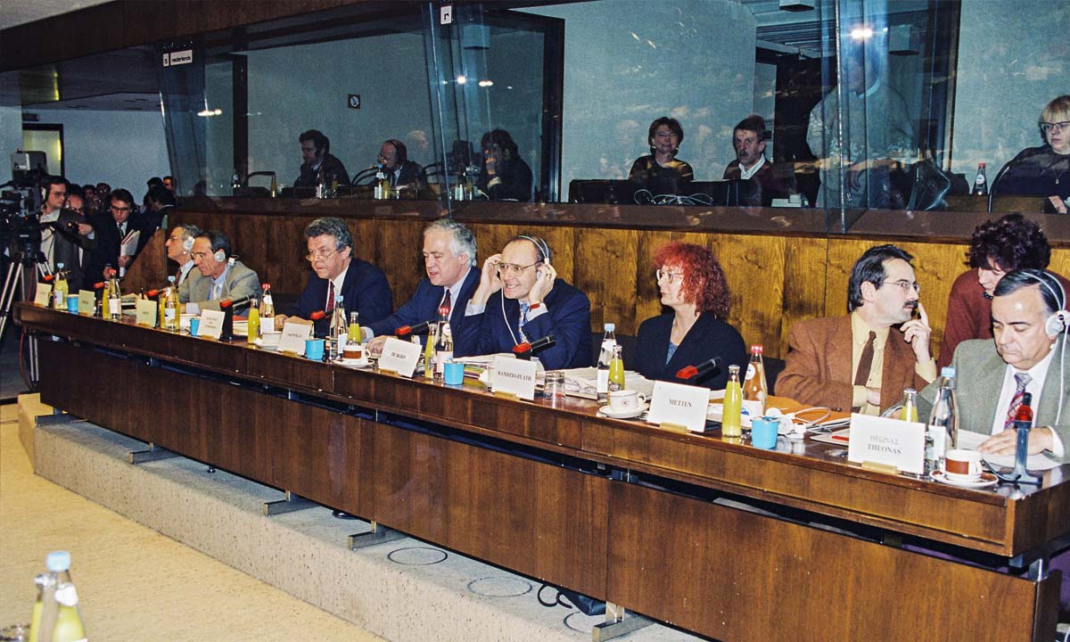 Hearing of Yves-Thibault de Silguy, Commissioner designate for Economic, Financial and Monetary Affairs.jpg